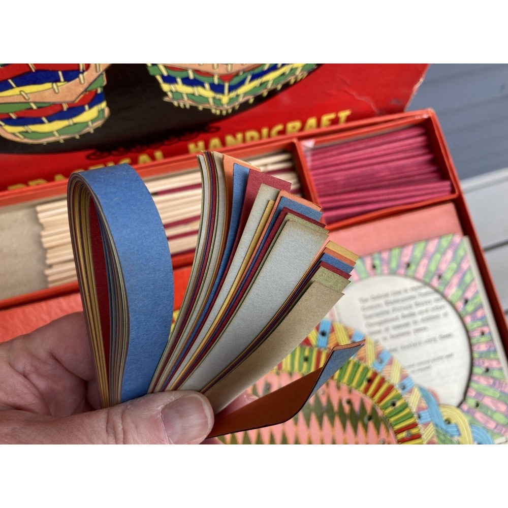 Vintage childs craft kit activity Basket Weaving Sam Gabriel & Sons 1930s 1940 - Picture 8 of 11